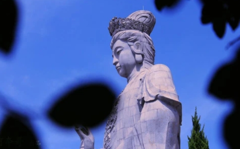 广行法师：在家居士菩萨戒的内容，受菩萨戒的注意事项与利益